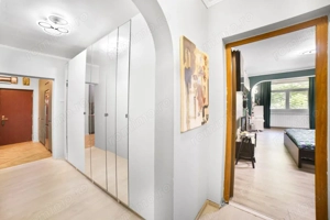 Maior Coravu*Decomandat*Renovat*Ready to move in - imagine 5