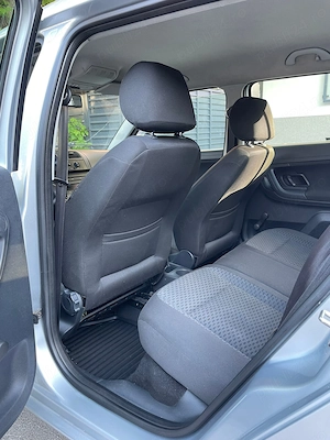 Skoda Fabia 2011, euro 5 - imagine 7