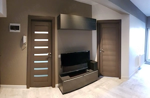 Studio mobilat și utilat + loc de parcare  - imagine 2