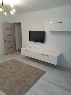 Tomis Nord-Apartament 3 Camere,Centrală Gaze - imagine 2