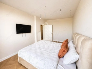DE VANZARE Apartament doua camere cu pozitie excelenta