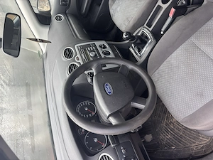 dezmembrez vând ford focus  - imagine 3