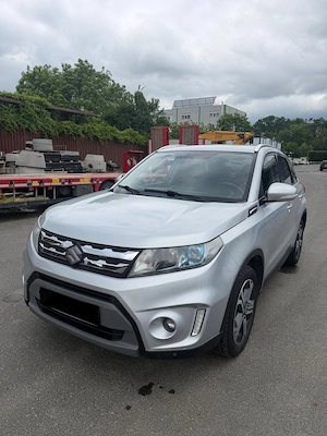 Suzuki Vitara 2018 | 1.6 Benzină 120 CP | Luxus (Panoramic) | Unic Proprietar