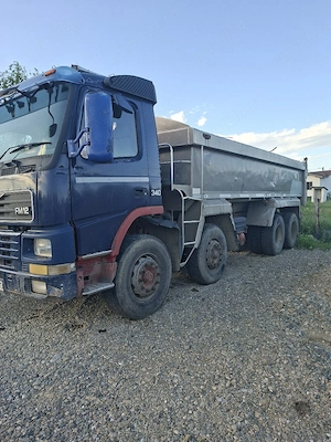 basculanta 8x4