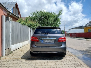 Mercedez benz B180CDI - imagine 7
