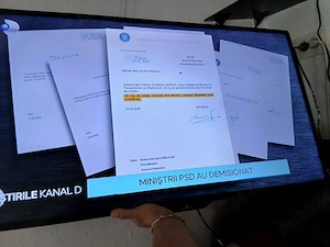 vand calculator și led 