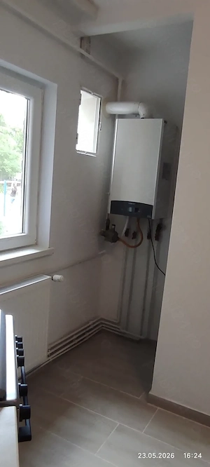 Proprietar închiriez apartament 2 camere decomandat, nemobilat.  - imagine 3