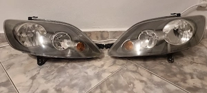 Vând faruri față vw golf 5 plus 