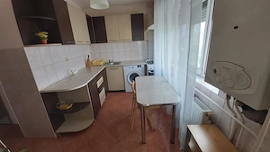 Vand apartament 2 Camere zona Intre Lacuri - imagine 2