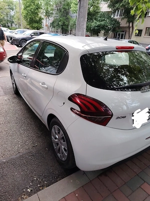 Peugeot 208  1,6 hdmi  euro 6 - imagine 2