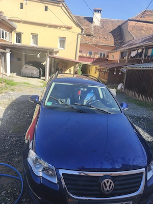 Vând w pasat înmatriculat recent,240500 km bord,an 2007 ,preț 2800 eur - imagine 2