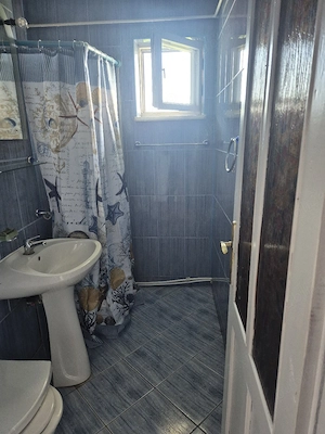 inchiriez apartament două camere  - imagine 5