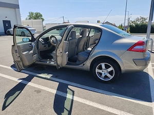 Renault Megane II Sedan 1.6 16V benzina   2007 - imagine 10