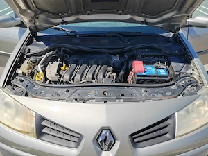 Renault Megane II Sedan 1.6 16V benzina   2007 - imagine 8