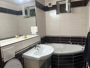 Apartament cu 3 camere  - imagine 3