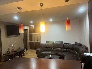 Apartament cu 3 camere 