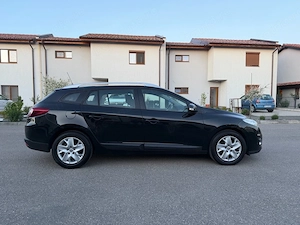 Renault Megane An 2014 Mot 1,5 dci Diesel 110 cp Euro 5 - imagine 5