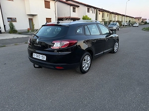 Renault Megane An 2014 Mot 1,5 dci Diesel 110 cp Euro 5 - imagine 4