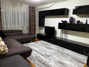 Apartament decomandat 3 camere, 70 mp, etaj 4, Lunei