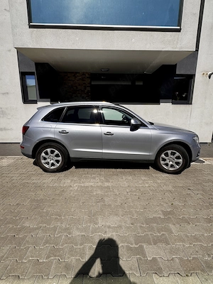 Audi Q5 2.0 TDI Quattro - imagine 10
