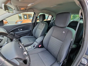 Renault Megane 1.5 dCi 110 CP 2015 Limited,RAR EFECTUAT,Facelift,Navi,Touch,Bluetooth,PDC,Jante 16". - imagine 11