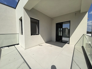 Casa individuala! Finisaje la Alegere! Design Modern! - imagine 11