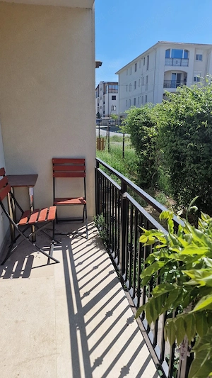 Inchiriez apartament cu 2 camere in Giroc zona Club Sportiv Dyadora  - imagine 7