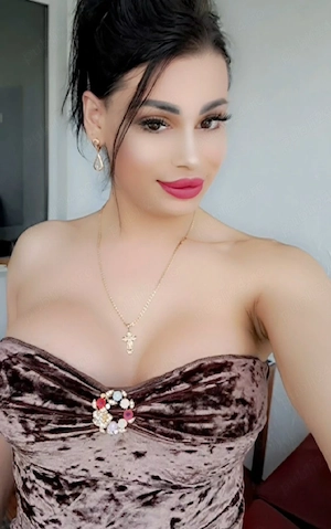 MERRY din  Chișinău transexuala 