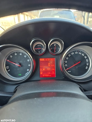 Opel Astra Sedan 1.4 Turbo [74.421 km] - imagine 10