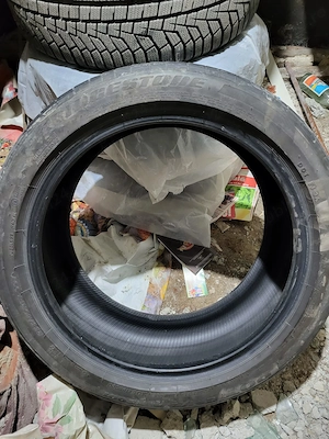 Cauciucuri vara Bridgestone 255 40 r18