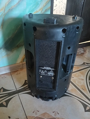 beringer b212xl
