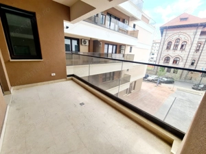 Apartament 3 camere - Centru - imagine 4