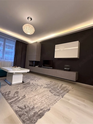 Proprietar, inchiriez apartament cu 3 camere + loc de parcare - imagine 4