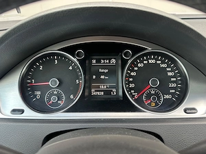 Volkswagen Passat SW 2.0 Diesel 140 CP An 2012 - imagine 8