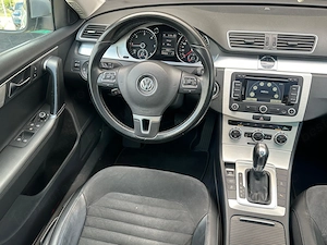 Volkswagen Passat SW 2.0 Diesel 140 CP An 2012 - imagine 13