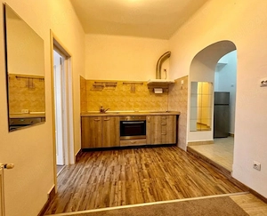 Inchiriez ap 2 camere tip studio in spate la Patria - imagine 4