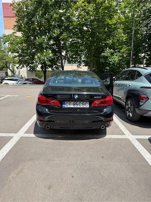BMW seria 5 G30 520i 2019  - imagine 4