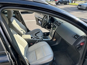 Volvo V50 Break 1.6d driveE - imagine 4