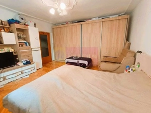 Apartament 2 camere de vanzare zona Decebal ( Zepter) Mall Vitan - imagine 2