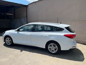 Ford Focus 2021, 1.5 diesel  - imagine 2