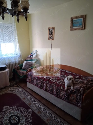 Apartament 4 camere în zona Dacia