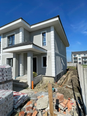 Duplex 4 dormitoare | Super Pozitie | Mosnita-Noua