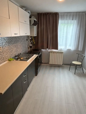 De închiriat apartament 3 camere  | Micro 40 | 1600 lei