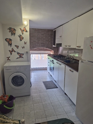 Inchiriez apartament