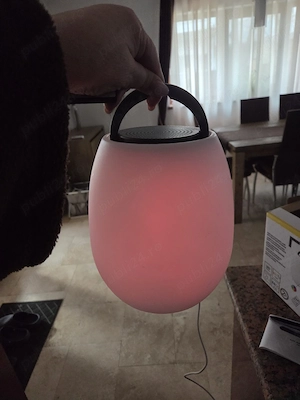 Lampă LED de exterior cu Boxă Bluetooth integrată și Telecomandă (RGB, IP44)