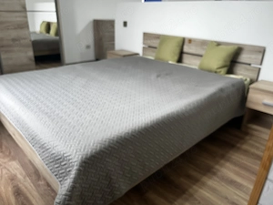 Proprietar închiriez apartament modern proaspăt renovat - imagine 4