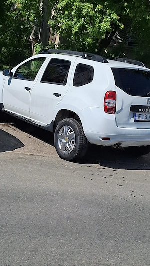  Vand Dacia Duster 2015, motor 1.6 benzina , 4 2. - imagine 7