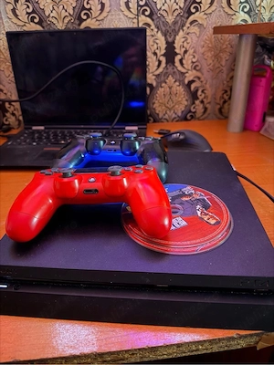 playstation 4  (slim) 