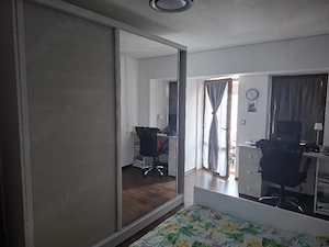 Se vinde apartament - imagine 3