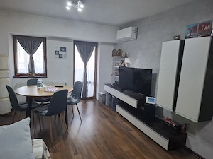 Se vinde apartament - imagine 4